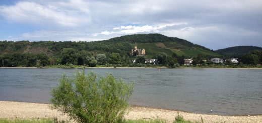 KPMG Data Analytics Business Consulting Big Data Tips Machine Learning Mining Tools Analysis Analytics Algorithms Clustering Regression Tool