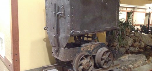 What is Deep Learning Convolutional Neural Network Deep Belief Network Framework Big Data Tips Tools Analysis Analytics Algorithms Classification Clustering