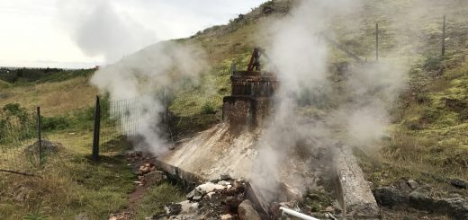 Deep Learning Tutorial List of Tutorials Introduction to Deep Learning Courses Big Data Tips Tools Analysis Analytics Algorithms Classification Clustering